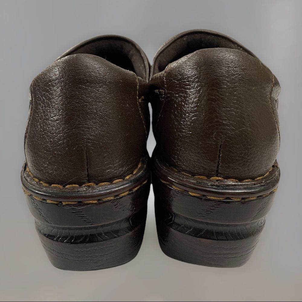 B.O.C Leather Peggy Clogs - Picture 4 of 7